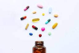 아침? 점심? 식전? 식후?...비타민은 언제 먹어야 좋을까? [헬스톡]