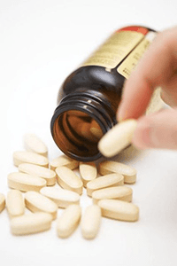 철분 들어간 영양제 먹을 땐, '이것' 섭취 피해야...