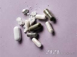 뼈 건강 위한 '칼슘', 흡수율 좋은 제품으로 고르려면?